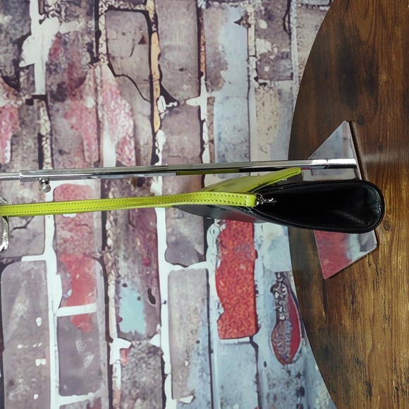 Tolblanc Paris Leather Convertible Clutch Bag - Picture 4 of 12